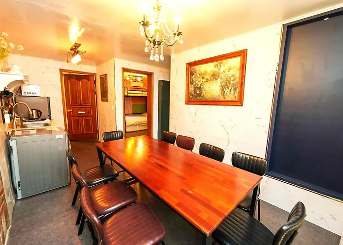 1.hongdae@ Cozy House 5room.4bath. * Seoul