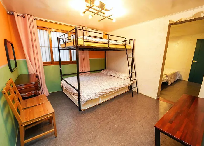 Apartment 1.hongdae@ Cozy House 5room.4bath. Seoul
