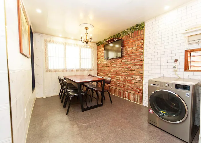 1.hongdae@ Cozy House 5room.4bath.