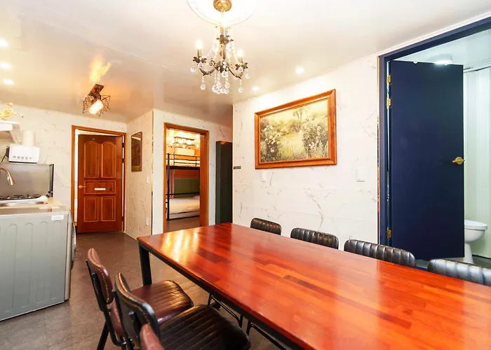 1.hongdae@ Cozy House 5room.4bath. Apartment
