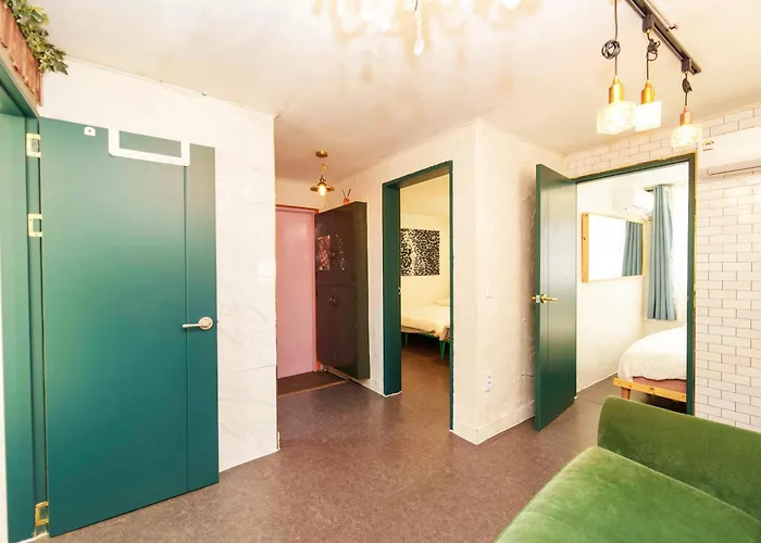 1.hongdae@ Cozy House 5room.4bath. Seoul