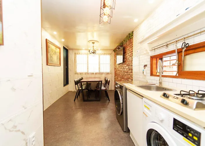 1.hongdae@ Cozy House 5room.4bath.