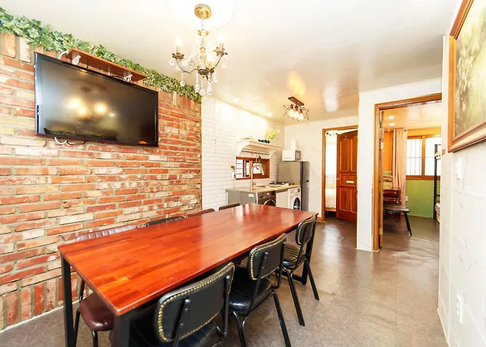 1.hongdae@ Cozy House 5room.4bath. *