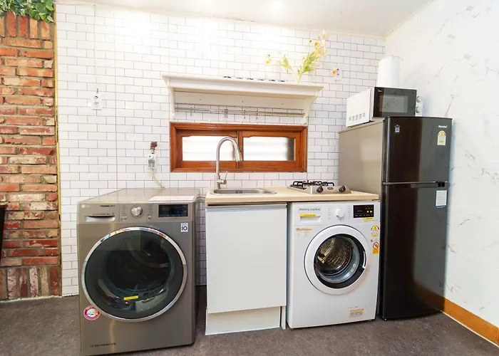Apartment 1.hongdae@ Cozy House 5room.4bath. Seoul