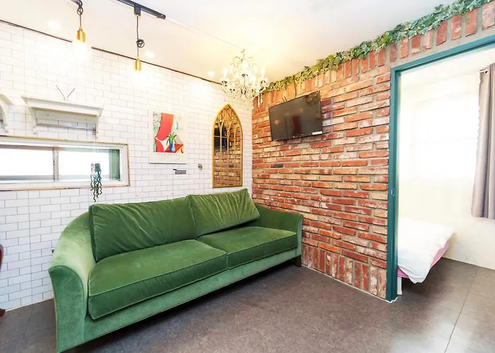 1.hongdae@ Cozy House 5room.4bath. Apartment *